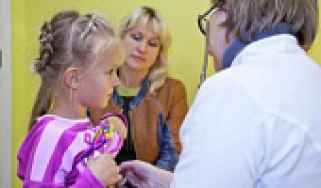 Капремонт в детских поликлиниках области закончат в 2016 году – Суслонова