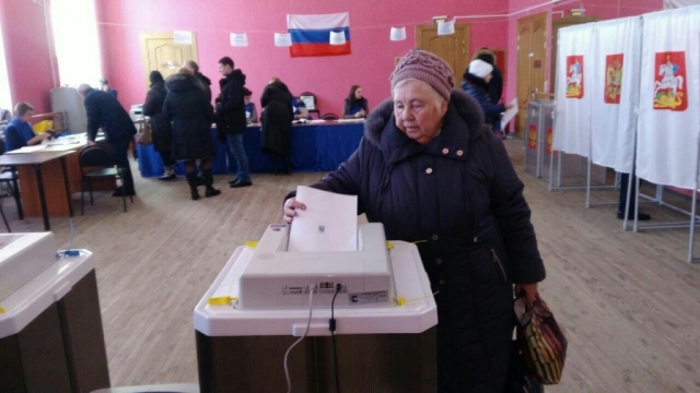 Гимном открылись избирательные участки Рузского округа