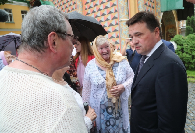 Андрей Воробьев принял участие в литургии в честь Дня обретения мощей Сергия Радонежского в Сергиевом Посаде