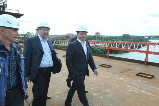 Губернатор проконтролировал ход строительства моста через Волгу