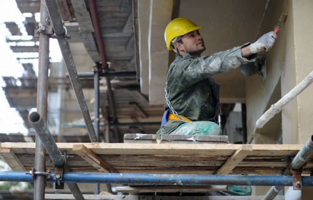 Работы по ремонту двух домов в поселке Тучково проинспектировал Глава Рузского округа