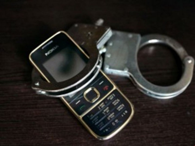 Бомж украл мобильник из дачного дома в Рузском округе
