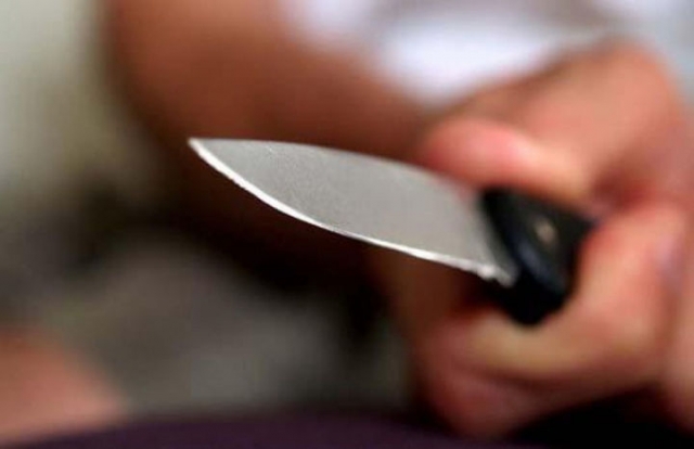 Мужчина нападал на прохожих в Рузском округе, угрожая ножом
