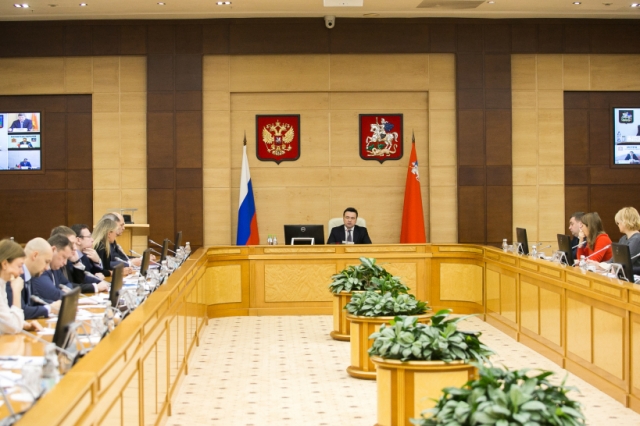 Андрей Воробьев обсудил благоустройство общественных пространств на расширенном заседании правительства