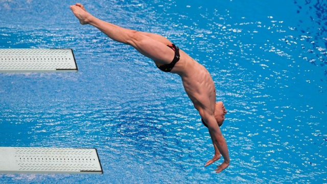 Лимит участников на самый массовый прыжок в воду в Рузе превышен