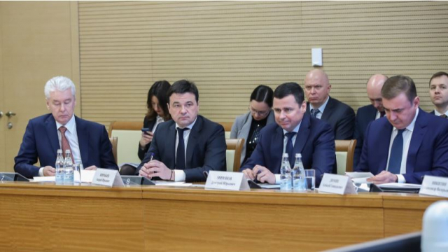 Губернатор принял участие в заседании Совета при полномочном представителе президента РФ в ЦФО