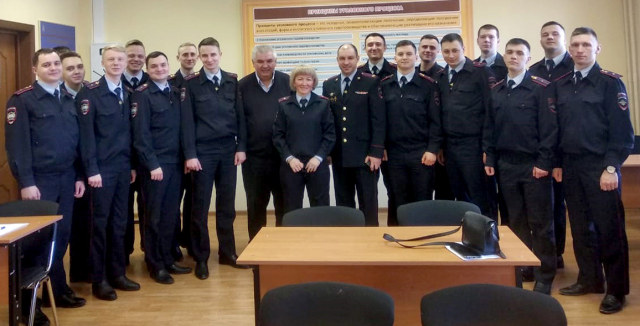 Рузские полицейские провели лекцию для будущих оперативников