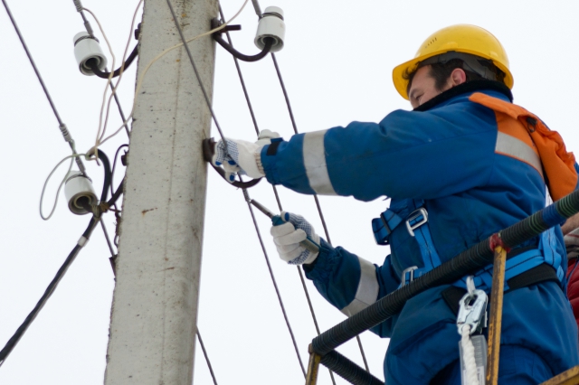 Количество технологических нарушений в электросетях на территории Московской области снизилось на 9%   