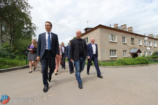 Глава Рузского округа решил проблему вывоза мусора в ходе рабочей поездки в Нововолково