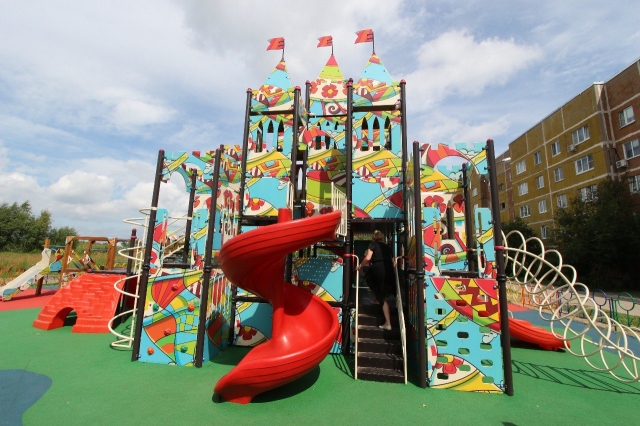 До конца сентября в Рузском городском округе откроют 20 детских игровых комплексов