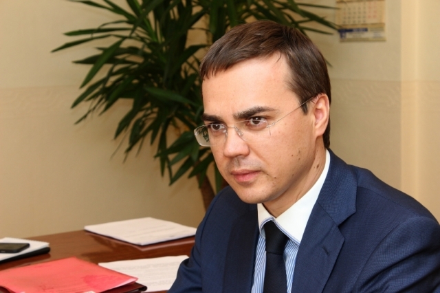 Максим Тарханов пожелал чиновникам в 2018 году решения задач, поставленных жителями