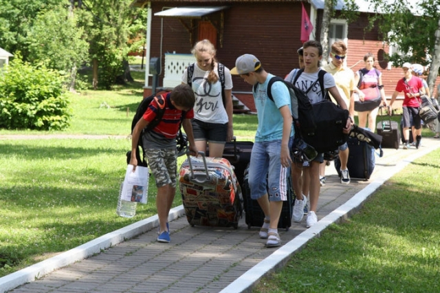 Прием заявлений на предоставление бесплатных путевок в детские лагеря начался в Рузском округе
