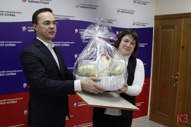 Глава Рузского городского округа передал подарки для Леонида Якубовича