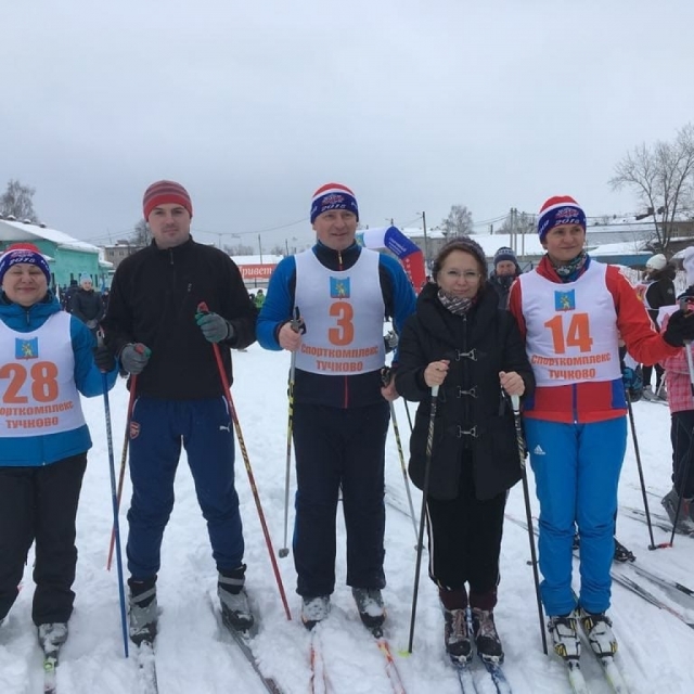 В Турнире по лыжным гонкам, проходившем в Тучково, приняли участие около 400 человек 