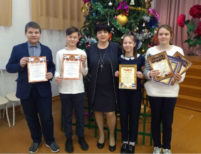 Дороховским школьникам вручили награды