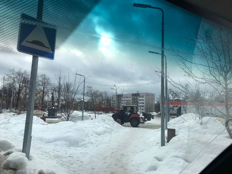 В Рузском округе вывозят снег