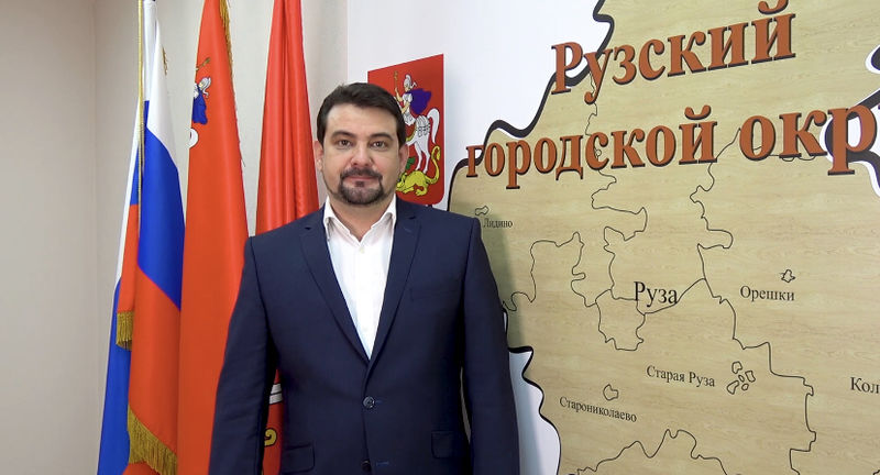 Николай Пархоменко поздравил женщин округа с праздником