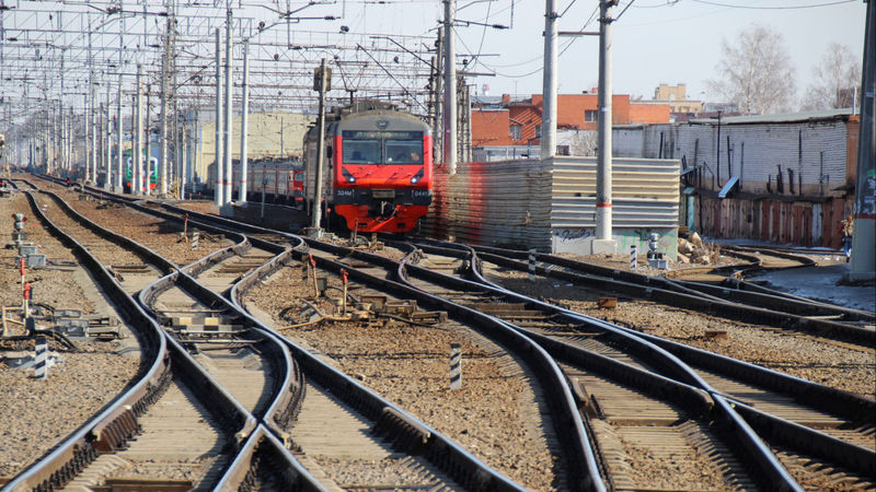 Родителей призвали напомнить детям меры предосторожности на железной дороге в Подмосковье
