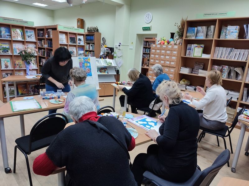 В Тучковской библиотеке ведет свою работу клуб «Интуитивное рисование»