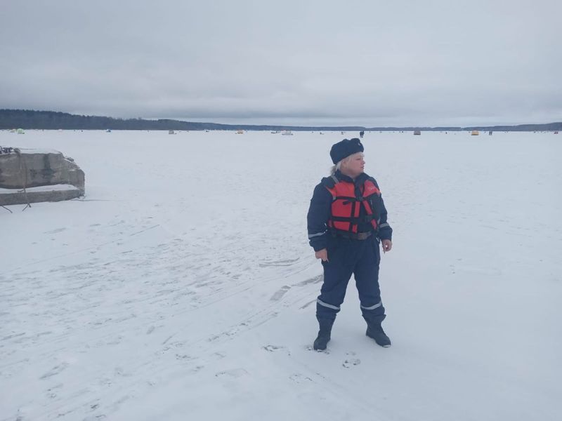 Советы от спасателей ГКУ МО «Мособлпожспас», как выбрать безопасное место для зимней рыбалки 