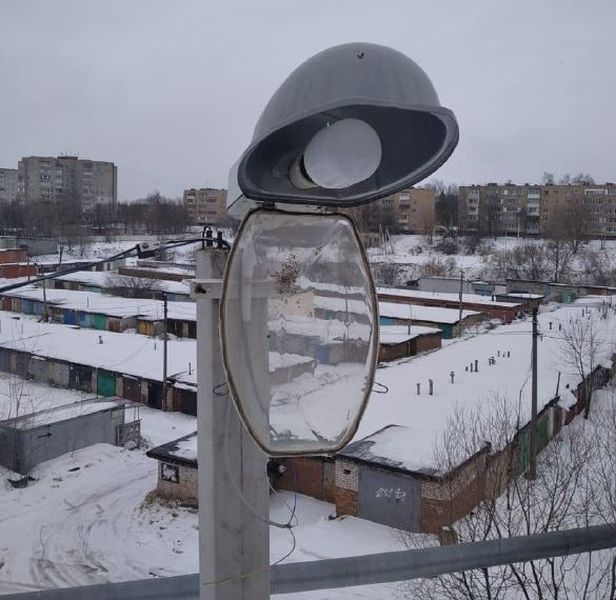 В Рузском округе меняют лампы в светильниках