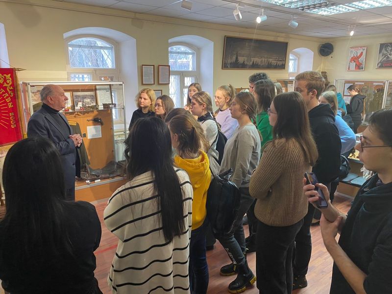 Студенты из Москвы отметили Масленицу в Рузском краеведческом музее 