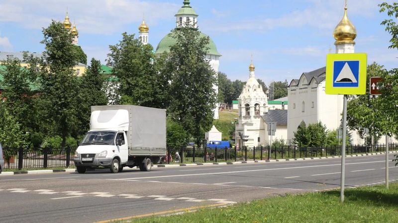 Сотрудники Госавтоинспекции усилят контроль за грузовым транспортом
