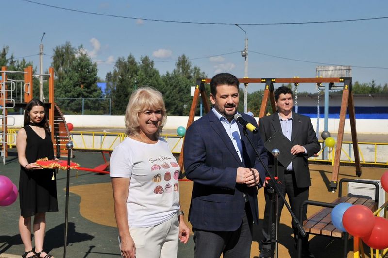 В Нестерово после модернизации открыта детская площадка