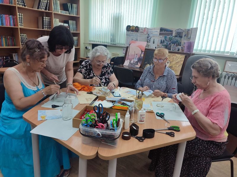 Мастер-класс «Лето своими руками» – в Тучковской библиотеке