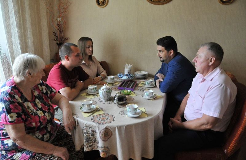 Николай Пархоменко посетил семью мобилизованного