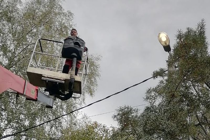 В Рузском округе меняют лампы в уличных светильниках 