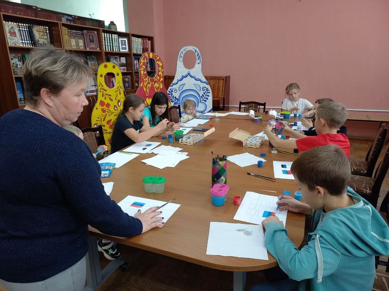В Рузской библиотеке отметили годовщину присоединения к России новых территорий 