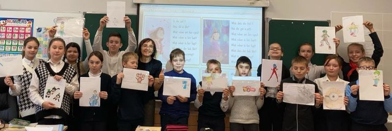  Дороховские школьники защищали свои проекты на уроке английского языка