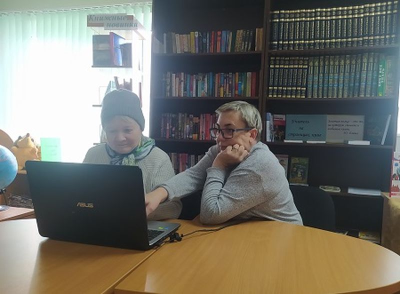 Тучковские пенсионеры освоили сайт «Госуслуги»