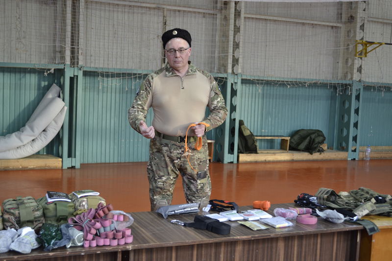 Ветеран полиции провел урок тактической медицины для рузской молодежи