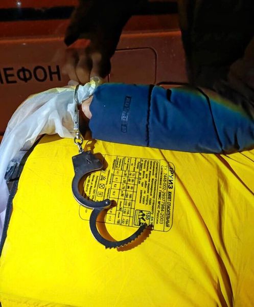 Работники ГКУ МО «Мособлпожспас» освободили руку мужчины от наручников в Рузском округе 
