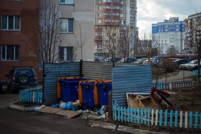 Рузские власти обратились в полицию из-за оставленных мусорной компанией навалов отходов