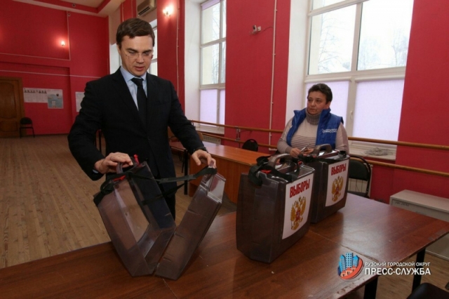 Глава Рузского округа проверяет готовность избирательных участков к выборам Президента России