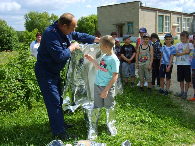 Сезон отдыха в детских лагерях Московской области сопровождается «уроками безопасности»