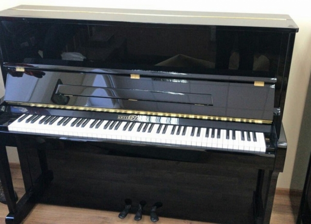 Три пианино подарили музыкальным школам Рузского округа