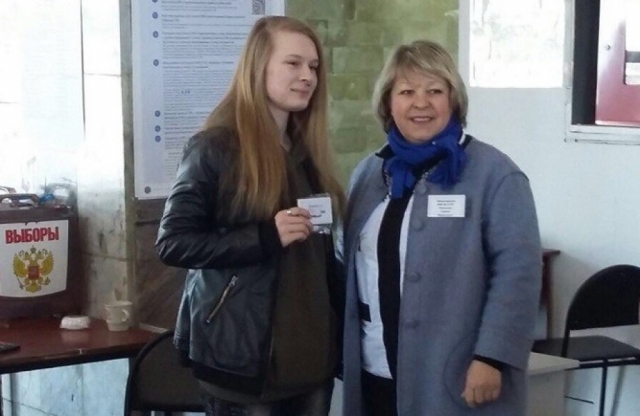 Каждый восемнадцатилетний избиратель получает подарок в Рузском округе