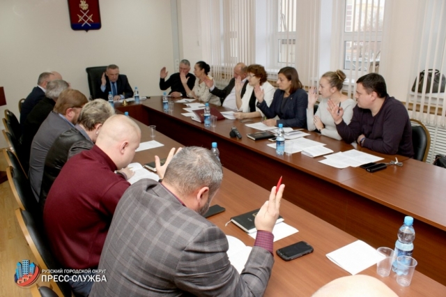 Совет депутатов одобрил решение о предоставлении муниципальной гарантии для погашения задолженности жителей за услуги ЖКХ
