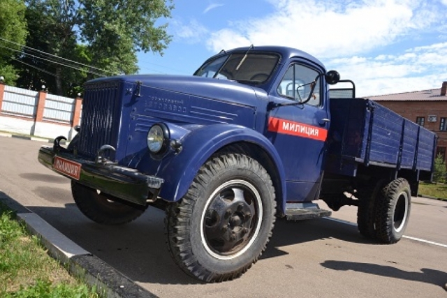 Раритетный милицейский грузовик отреставрировали в Рузском округе