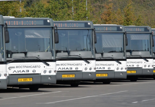Подмосковные автобусы начали оборудовать валидаторами нового поколения 