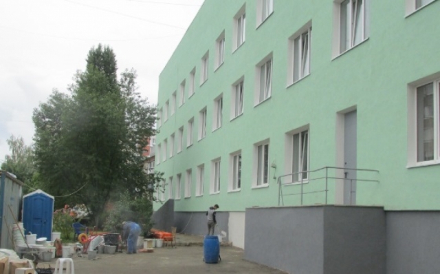 В поселке Тучково ремонтируют поликлинику