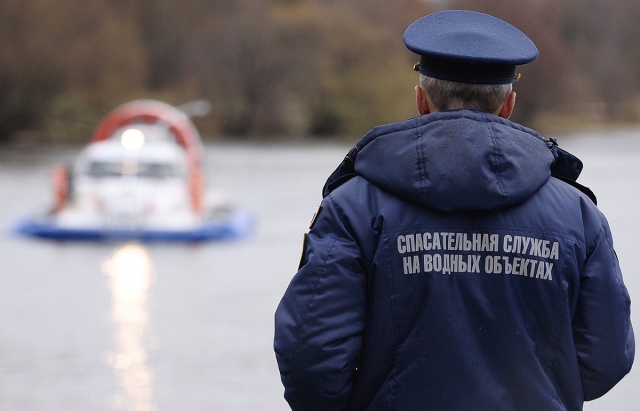 Спасатели Московской области ежедневно патрулируют водоемы региона