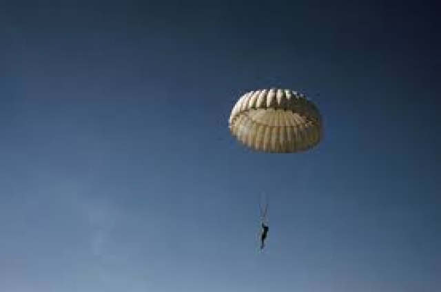 Ветераны-десантники Рузского городского округа отметят День ВДВ прыжком с парашютом