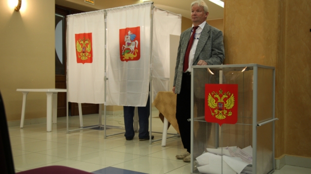 Почти 10 тыс. наблюдателей будут работать на участках в день выборов губернатора Подмосковья