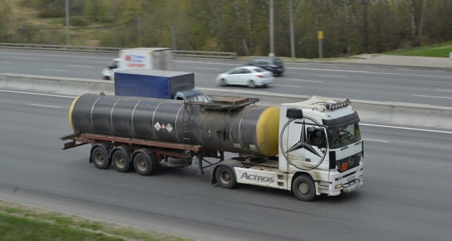 Госавтоинспекция Подмосковья проведет  дополнительный контроль за перевозкой опасных грузов