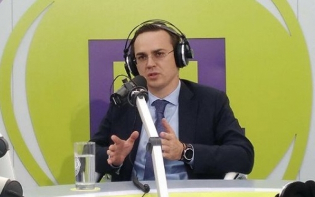 Максим Тарханов ответит на вопросы в эфире «Радио-1»